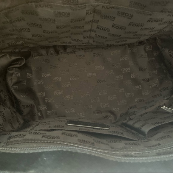 Michael Kors large black carryall tote - Picture 8 of 11